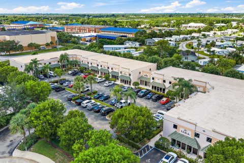 Immobilier commercial à Stuart, Floride № 2374218