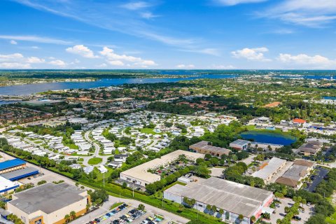 Immobilier commercial à vendre à Stuart, Floride № 2374218 - photo 2
