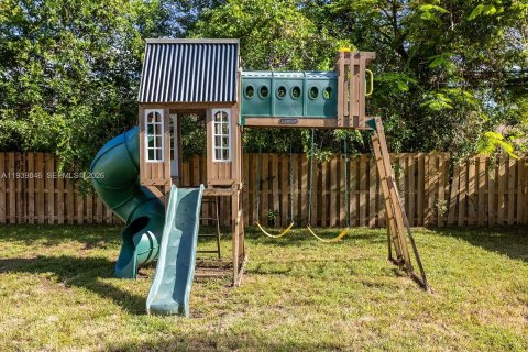 Купить виллу или дом в Делрей-Бич, Флорида 5 спален, 245.26м2, № 1997877 - фото 22