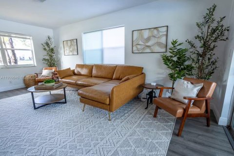 Купить виллу или дом в Делрей-Бич, Флорида 5 спален, 245.26м2, № 1997877 - фото 4