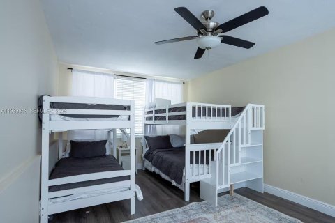 Купить виллу или дом в Делрей-Бич, Флорида 5 спален, 245.26м2, № 1997877 - фото 16