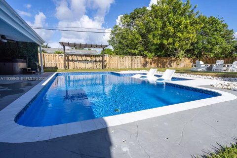 Купить виллу или дом в Делрей-Бич, Флорида 5 спален, 245.26м2, № 1997877 - фото 21