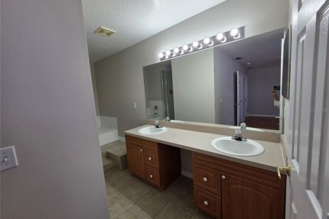 Touwnhouse à louer à Davenport, Floride: 3 chambres, 168.25 m2 № 2196932 - photo 11