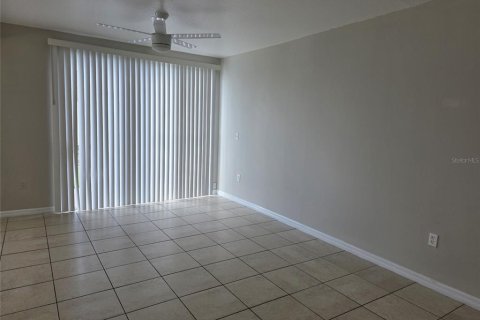 Touwnhouse à louer à Davenport, Floride: 3 chambres, 168.25 m2 № 2196932 - photo 8