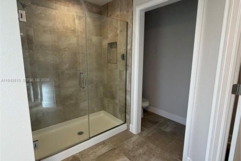 Villa ou maison à louer à Lehigh Acres, Floride: 4 chambres, 196.3 m2 № 2000083 - photo 18