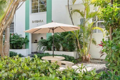 Condo in Miami Beach, Florida, 1 bedroom  № 2052310 - photo 4