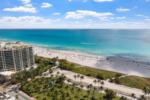 Condo in Miami Beach, Florida, 1 bedroom  № 2052310 - photo 6
