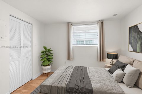 Condo in Miami Beach, Florida, 1 bedroom  № 2052310 - photo 3