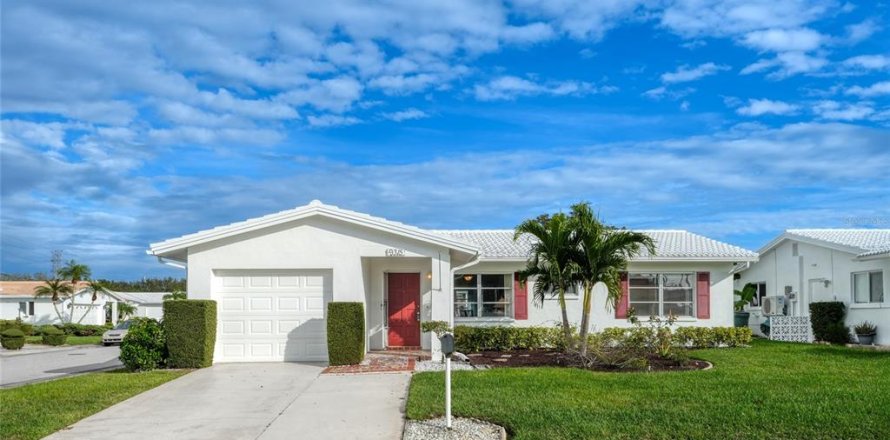 Condominio en Pinellas Park, Florida, 2 dormitorios  № 2099871