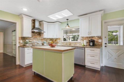 Villa ou maison à vendre à Maitland, Floride: 3 chambres, 260.78 m2 № 1652385 - photo 9