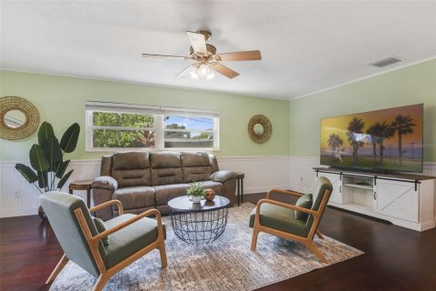 Villa ou maison à vendre à Maitland, Floride: 3 chambres, 260.78 m2 № 1652385 - photo 14