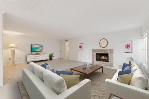 Condo in Orlando, Florida, 3 bedrooms  № 2098321 - photo 18