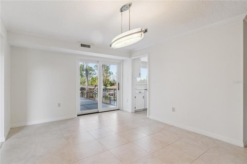 Condo in Orlando, Florida, 3 bedrooms  № 2098321 - photo 17