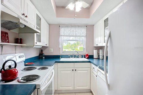 Condominio en venta en Sarasota, Florida, 2 dormitorios, 86.77 m2 № 1625653 - foto 6