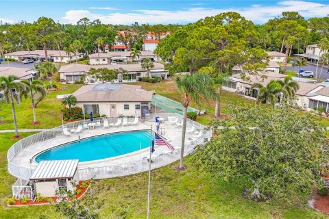 Condominio en venta en Sarasota, Florida, 2 dormitorios, 86.77 m2 № 1625653 - foto 19
