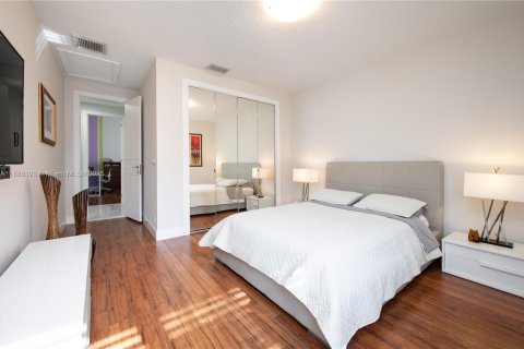 Casa en venta en Weston, Florida, 5 dormitorios, 616.5 m2 № 1979153 - foto 22