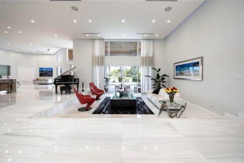 Casa en venta en Weston, Florida, 5 dormitorios, 616.5 m2 № 1979153 - foto 4