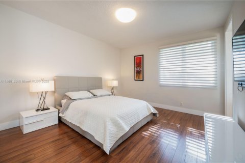 Casa en venta en Weston, Florida, 5 dormitorios, 616.5 m2 № 1979153 - foto 20