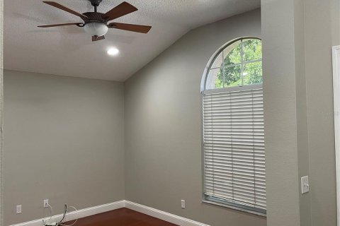 Casa en alquiler en Brandon, Florida, 3 dormitorios, 144.28 m2 № 1901350 - foto 12