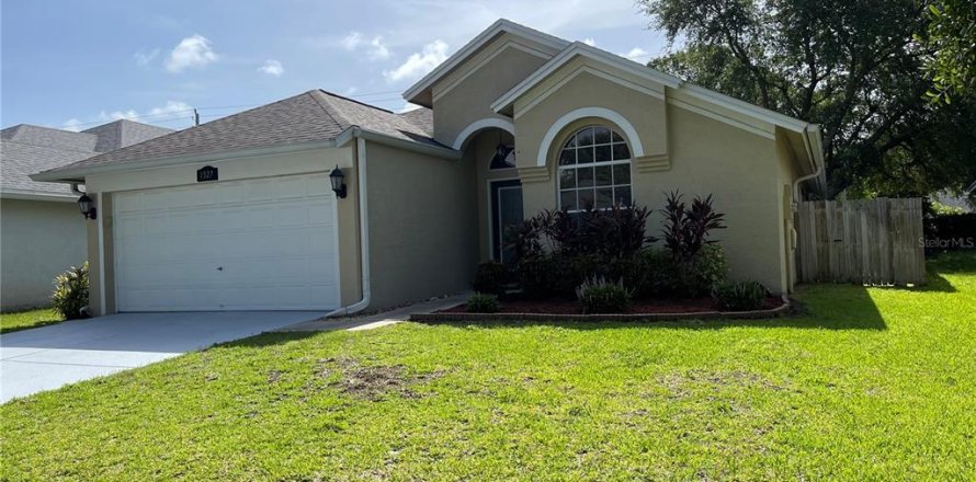 Casa en Brandon, Florida 3 dormitorios, 144.28 m2 № 1901350