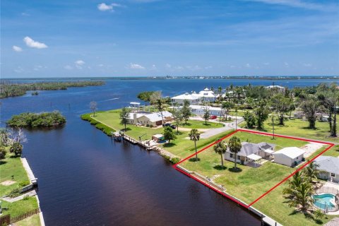 House in Englewood, Florida 2 bedrooms, 104.89 sq.m. № 1829997 - photo 4