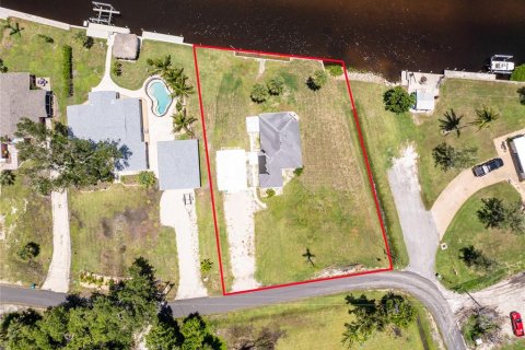 House in Englewood, Florida 2 bedrooms, 104.89 sq.m. № 1829997 - photo 22
