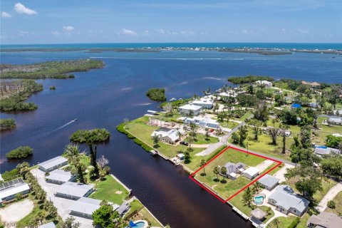 House in Englewood, Florida 2 bedrooms, 104.89 sq.m. № 1829997 - photo 7