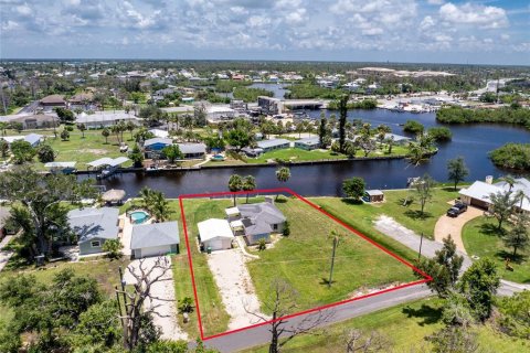 House in Englewood, Florida 2 bedrooms, 104.89 sq.m. № 1829997 - photo 9