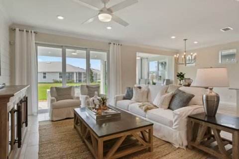 House in DEL WEBB NAPLES in Immokalee, Florida 2 bedrooms, 155 sq.m. № 56945 - photo 1