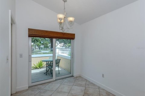 House in Venice, Florida 3 bedrooms, 183.85 sq.m. № 1259254 - photo 13