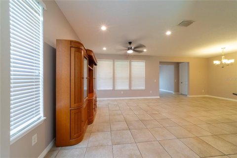 House in OCALA PRESERVE in Ocala, Florida 2 bedrooms, 154.78 sq.m. № 1775067 - photo 2