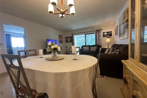 Copropriété à vendre à Lauderdale Lakes, Floride: 1 chambre, 72.74 m2 № 1861765 - photo 6