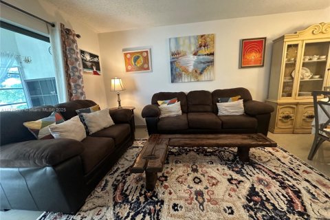 Copropriété à vendre à Lauderdale Lakes, Floride: 1 chambre, 72.74 m2 № 1861765 - photo 19