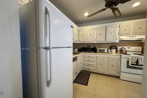 Copropriété à vendre à Lauderdale Lakes, Floride: 1 chambre, 72.74 m2 № 1861765 - photo 23