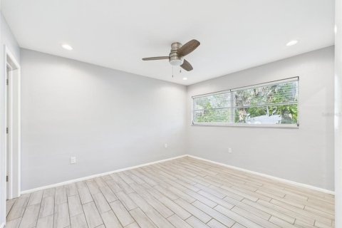 Condominio en venta en Clearwater, Florida, 2 dormitorios, 79.43 m2 № 1815133 - foto 22
