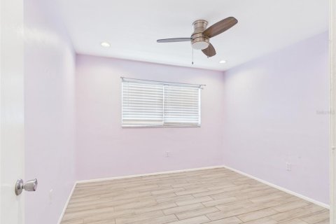 Condominio en venta en Clearwater, Florida, 2 dormitorios, 79.43 m2 № 1815133 - foto 13