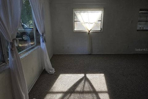 Apartamento en alquiler en Gulfport, Florida, 2 dormitorios, 74.32 m2 № 2092282 - foto 4