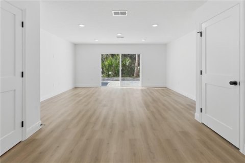 Купить таунхаус в Альтамонте-Спрингс, Флорида 5 комнат, 119.29м2, № 2143380 - фото 7