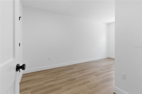 Купить таунхаус в Альтамонте-Спрингс, Флорида 5 комнат, 119.29м2, № 2143380 - фото 17