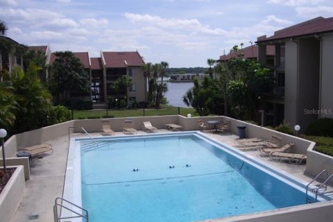 Condo in Altamonte Springs, Florida, 1 bedroom  № 2219099 - photo 3