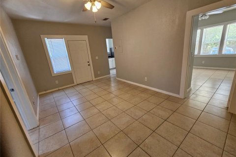 Appartement à louer à Clearwater, Floride: 2 chambres, 83.61 m2 № 2422653 - photo 4