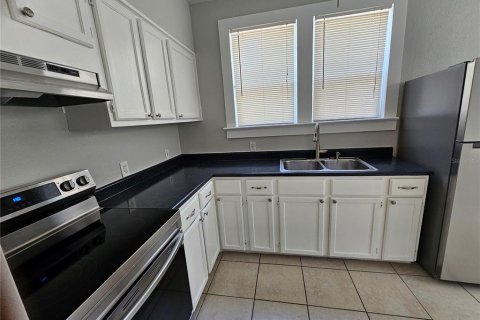 Appartement à louer à Clearwater, Floride: 2 chambres, 83.61 m2 № 2422653 - photo 7