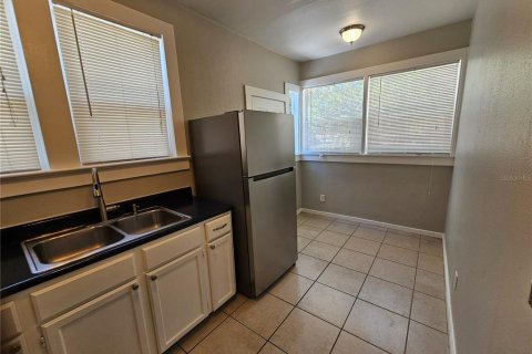 Appartement à louer à Clearwater, Floride: 2 chambres, 83.61 m2 № 2422653 - photo 8