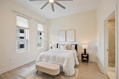 Condo in Tampa, Florida, 2 bedrooms  № 1886843 - photo 11