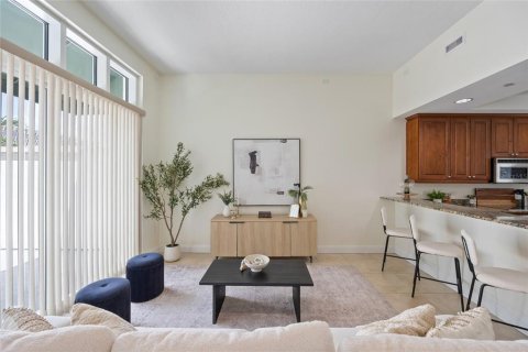 Condo in Tampa, Florida, 2 bedrooms  № 1886843 - photo 3