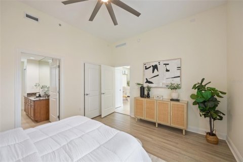 Condo in Tampa, Florida, 2 bedrooms  № 1886843 - photo 13