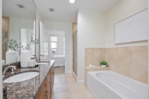 Condo in Tampa, Florida, 2 bedrooms  № 1886843 - photo 15