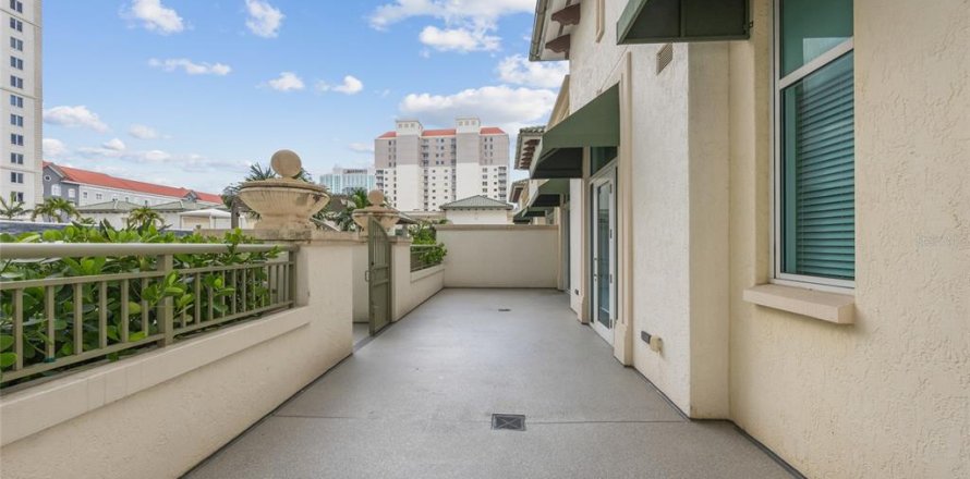 Condo in Tampa, Florida, 2 bedrooms  № 1886843