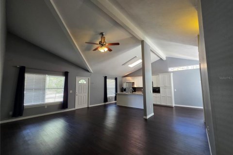 Casa en alquiler en Newberry, Florida, 5 dormitorios, 188.59 m2 № 1899179 - foto 5