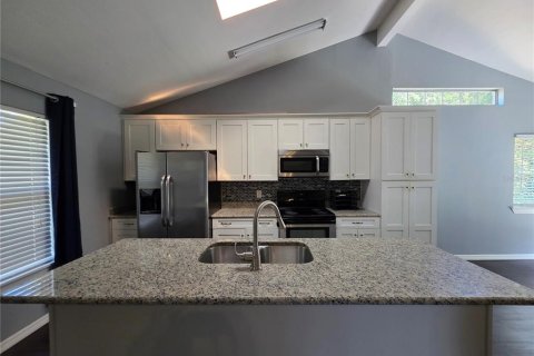 Casa en alquiler en Newberry, Florida, 5 dormitorios, 188.59 m2 № 1899179 - foto 7